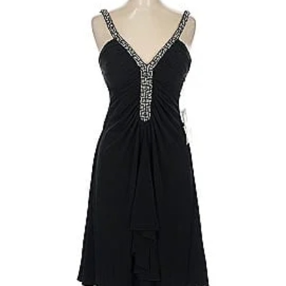 💙JS Boutique Elegant Navy Blue Embellished Dress